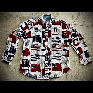 Vintage & Rare Colorful Tommy Hilfiger Long Sleeve Featuring Flags/Banners